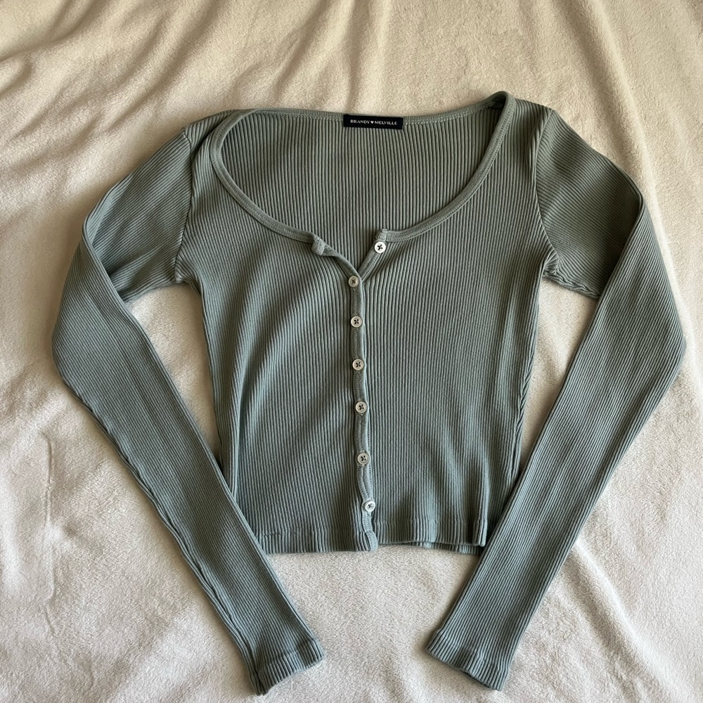 Brandy Melville long sleeve top